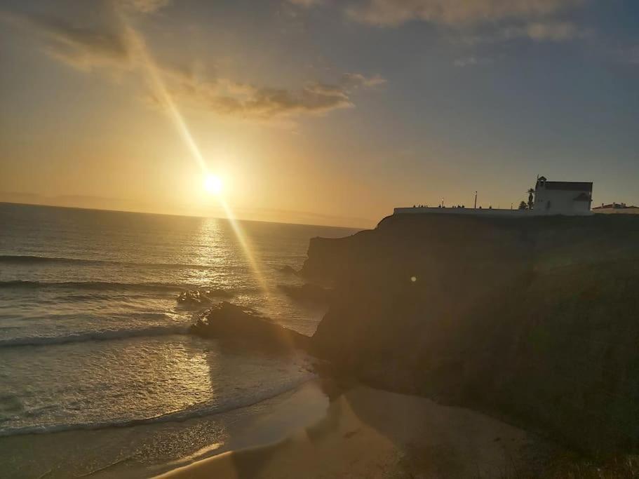 Zambujeiraseahouse - 100M Da Praia Zambujeira do Mar Bagian luar foto